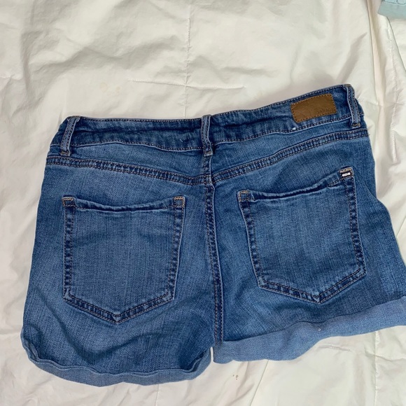 Jean shorts - Picture 1 of 2